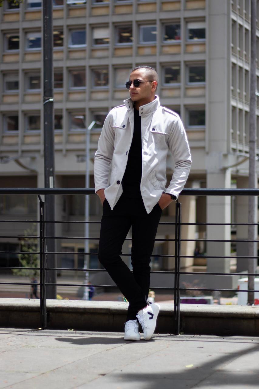 Semi Gaban formal Grecia