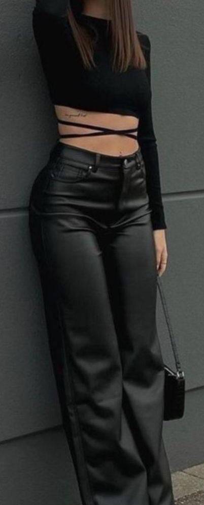 Pantalón efecto cuero  oversize New York
