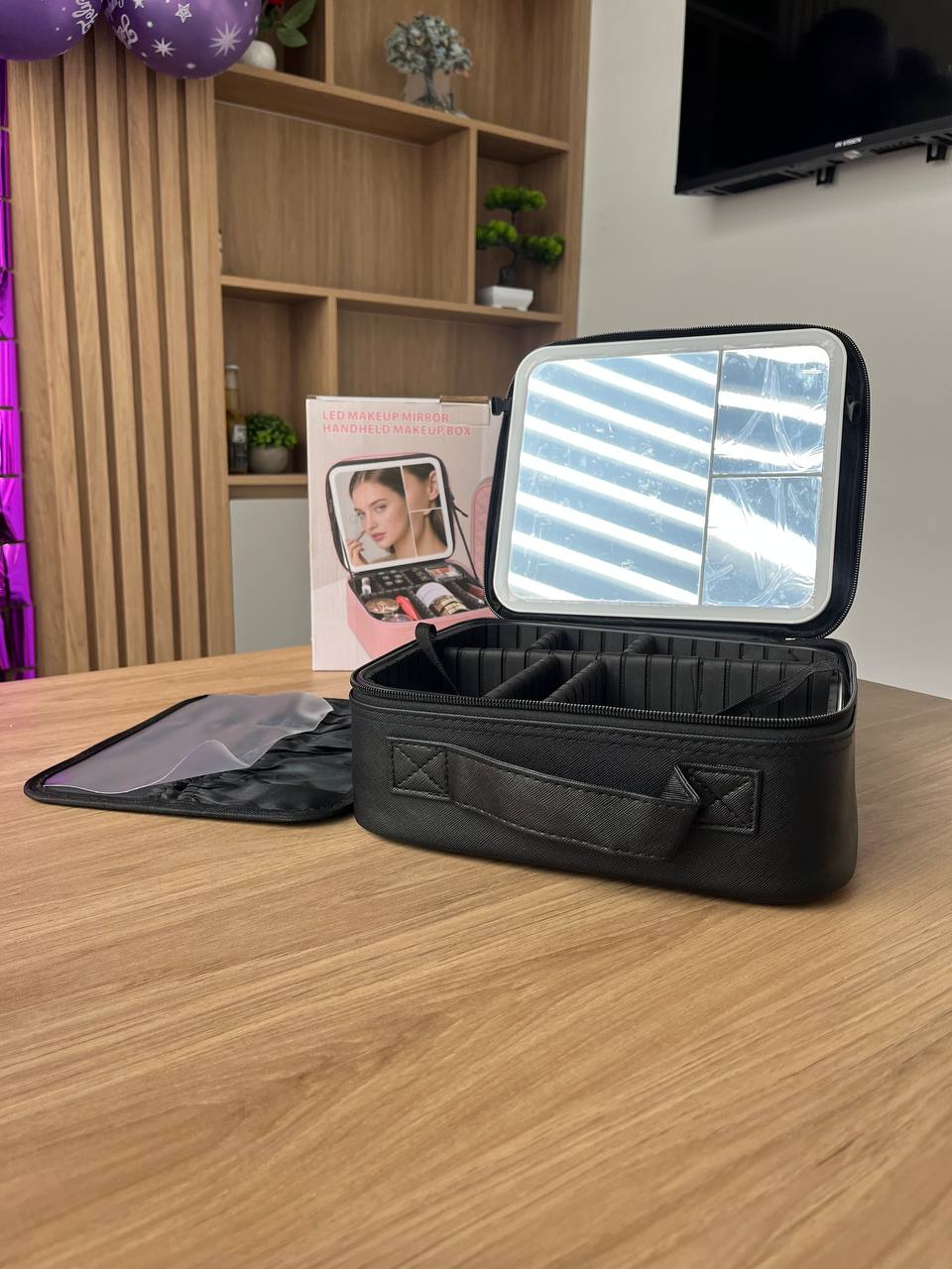 Cosmetiquera para maquillaje con Luz led NEGRA