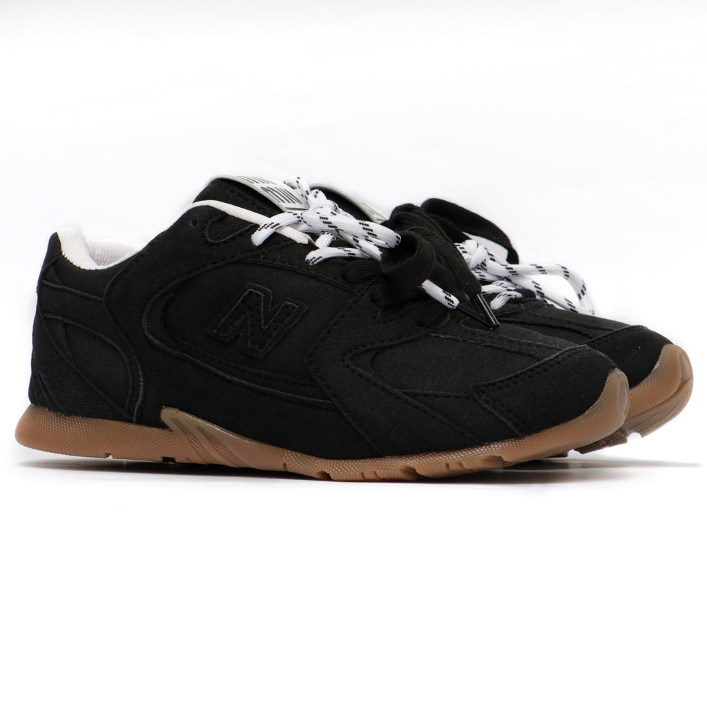 NEW BALANCE  MIU